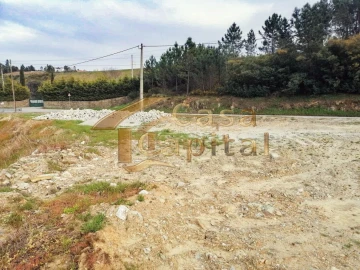 Terreno para Venda em Folhadela
