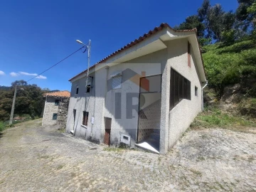 Moradia T3 para Venda em Valadares