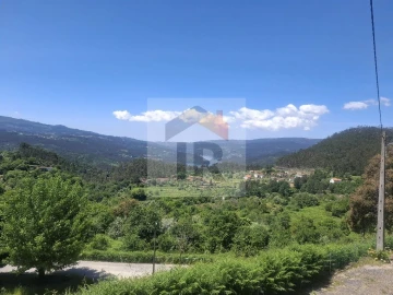 Moradia T3 para Venda em Valadares