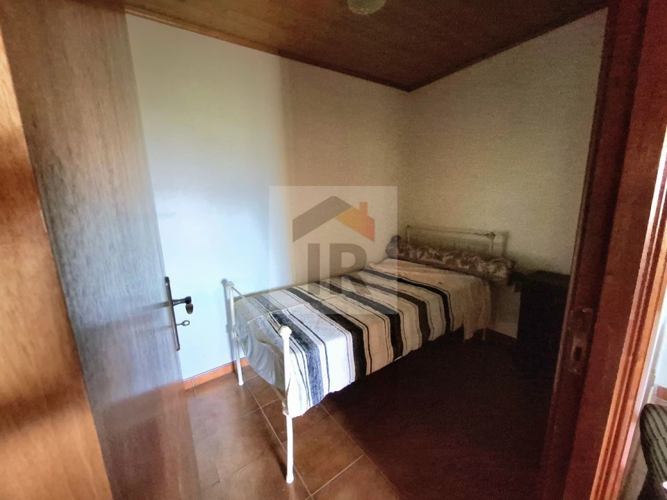 Moradia T3 para Venda em Valadares Foto 32