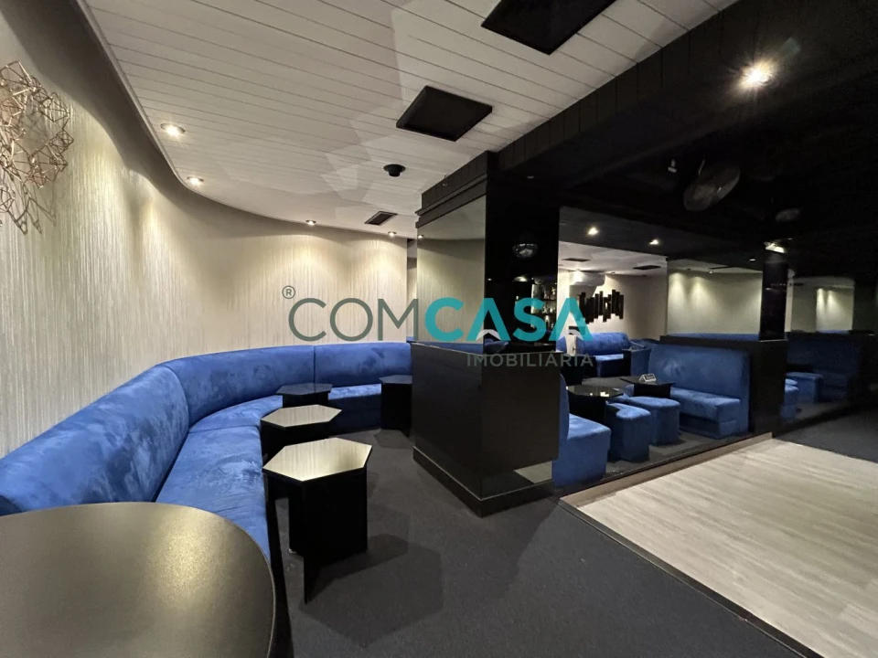 Loja para Venda em Lordelo do Ouro e Massarelos Foto 41