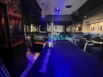 Loja para Venda em Lordelo do Ouro e Massarelos