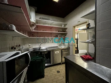 Loja para Venda em Lordelo do Ouro e Massarelos