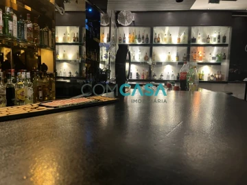 Loja para Venda em Lordelo do Ouro e Massarelos