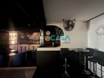 Loja para Venda em Lordelo do Ouro e Massarelos