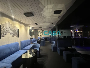 Loja para Venda em Lordelo do Ouro e Massarelos