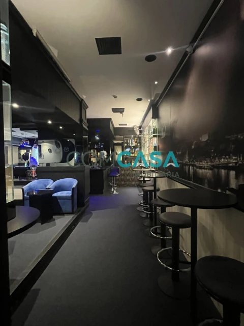 Loja para Venda em Lordelo do Ouro e Massarelos