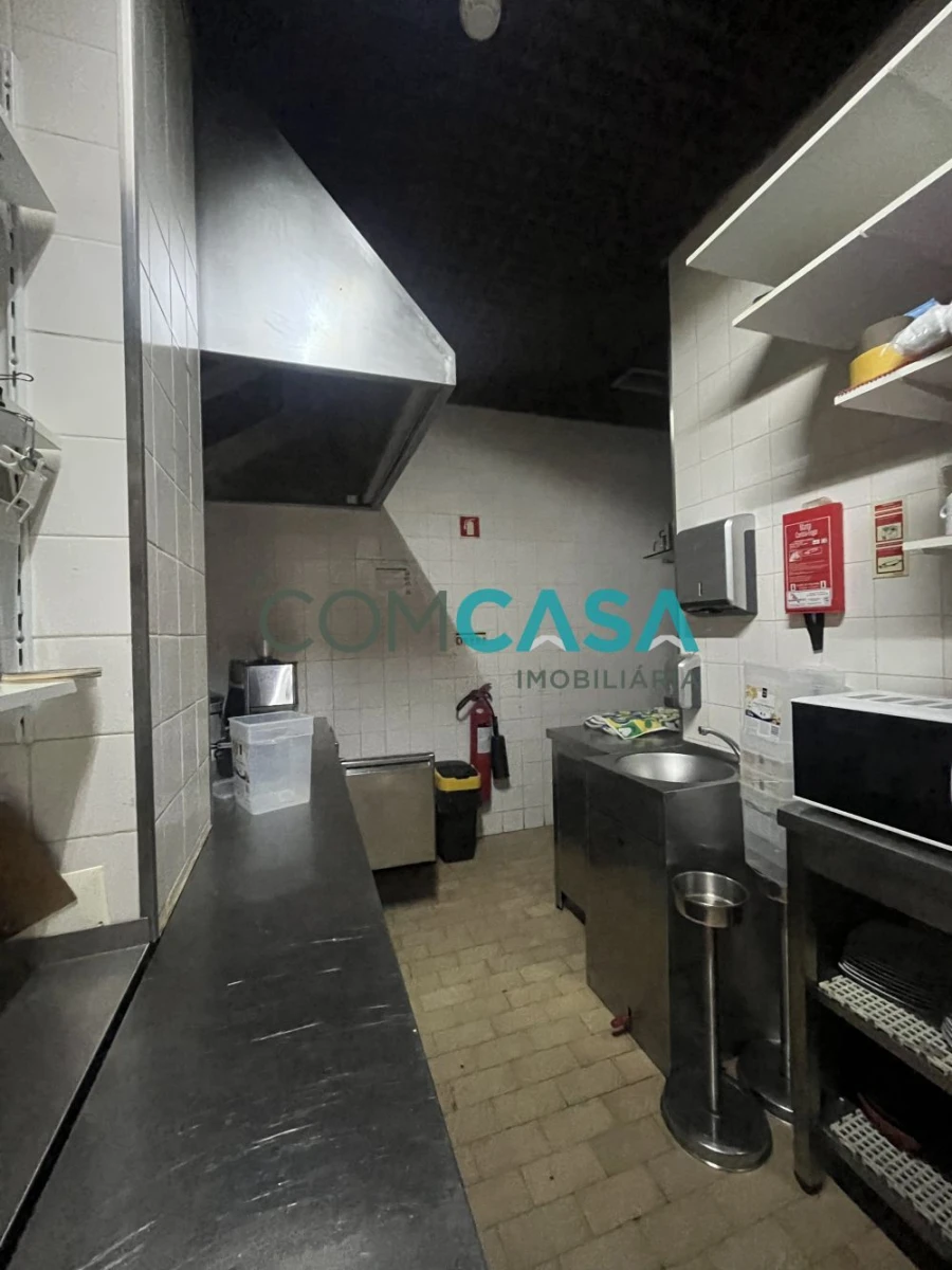 Loja para Venda em Lordelo do Ouro e Massarelos Foto 3