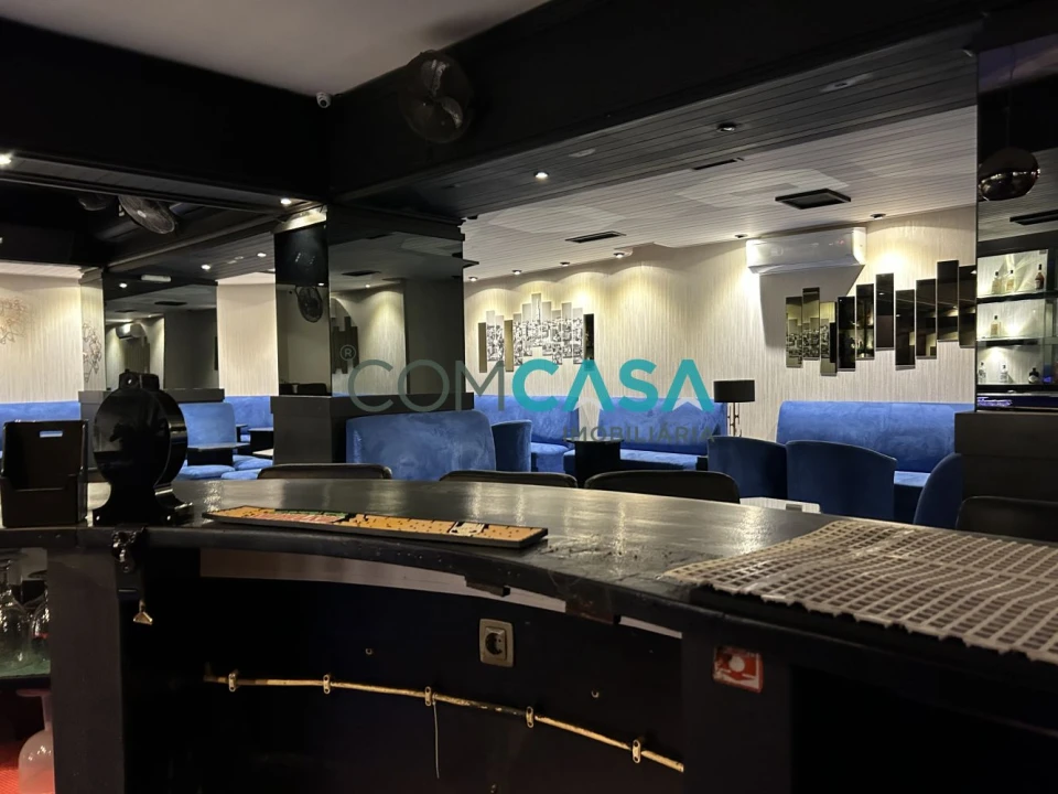 Loja para Venda em Lordelo do Ouro e Massarelos Foto 49