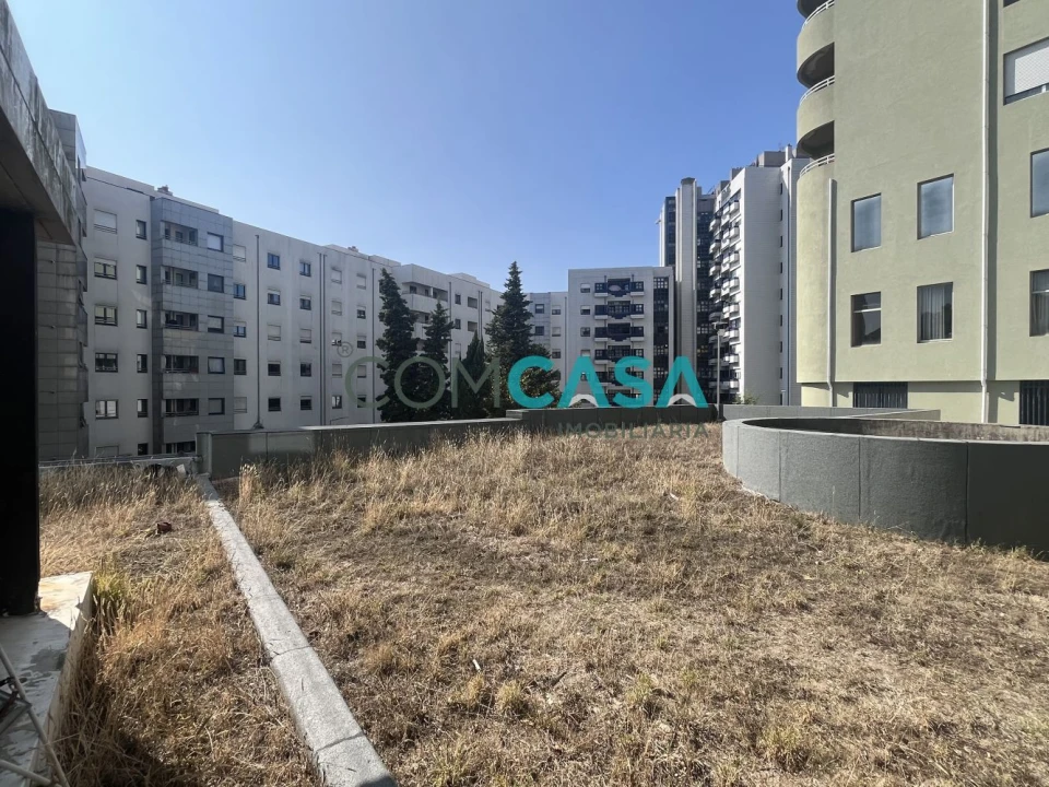 Loja para Venda em Lordelo do Ouro e Massarelos Foto 24