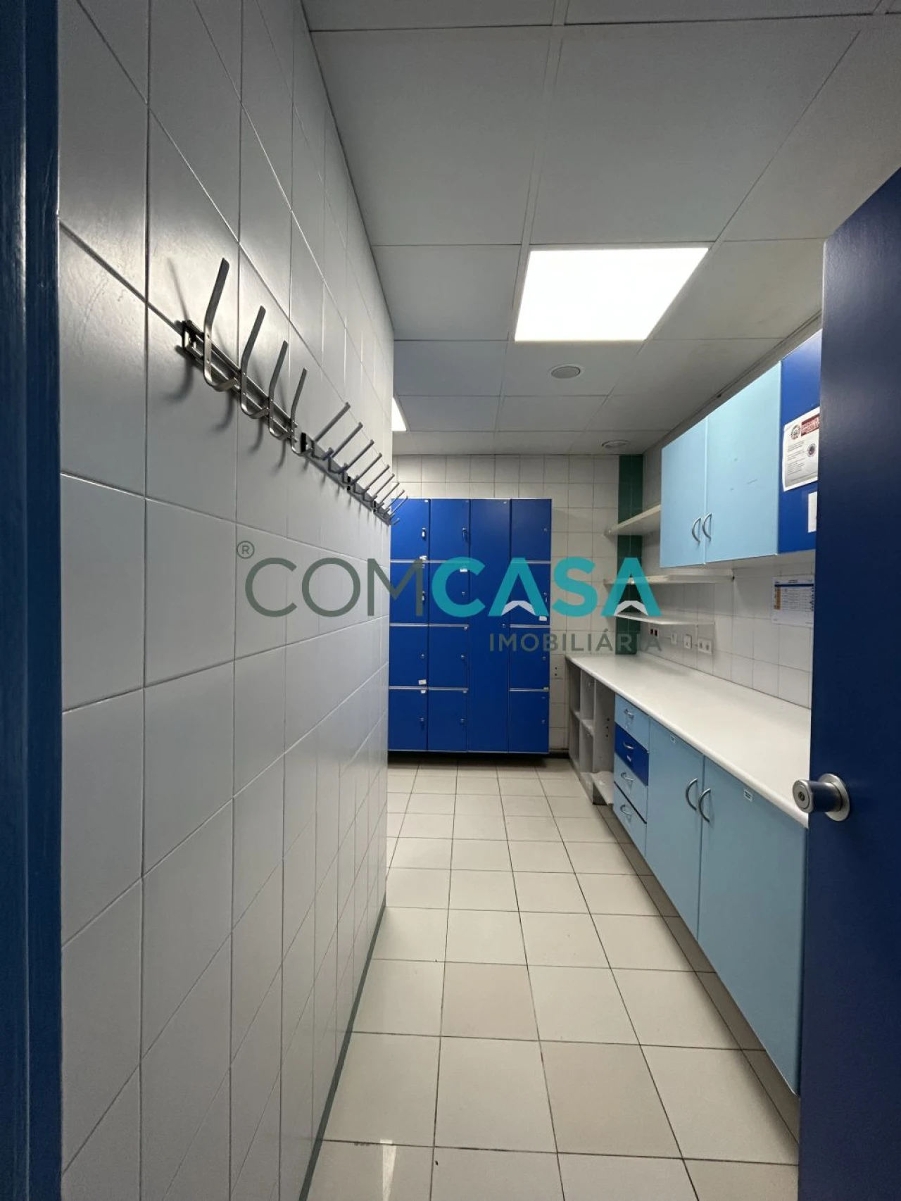 Loja para Arrendamento em Gondomar (São Cosme), Valbom e Jovim Foto 16