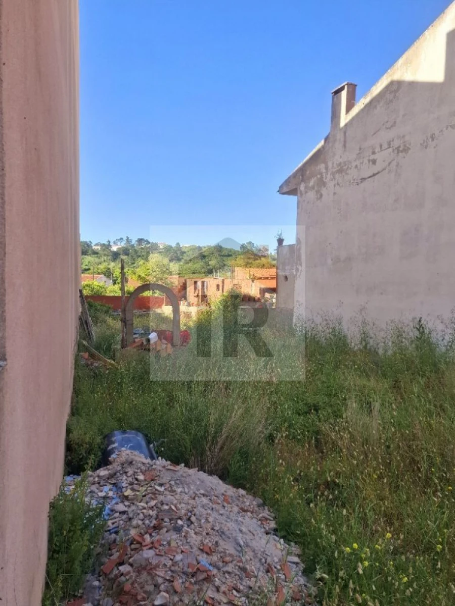 Terreno para Venda em Foz do Arelho Foto 2