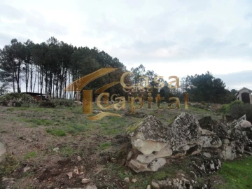 Terreno para Venda em Mouçós e Lamares