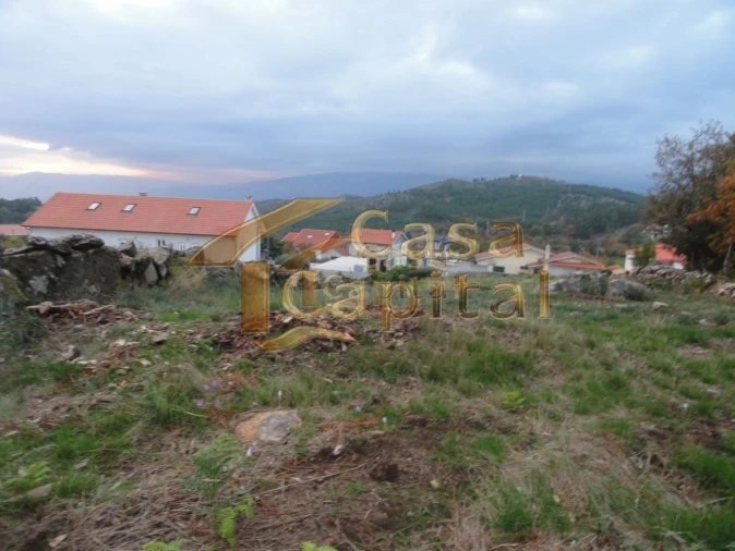 Terreno para Venda em Mouçós e Lamares Foto 8