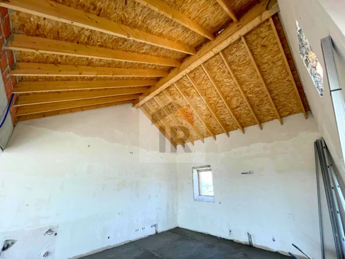 Moradia T2 para Venda em Alvorninha Foto 10