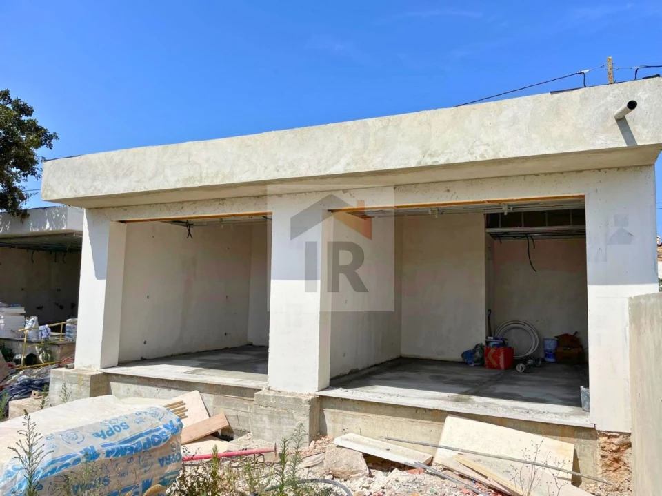 Moradia T2 para Venda em Alvorninha Foto 2