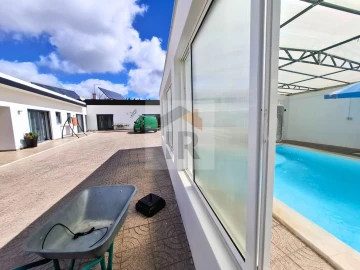 Moradia T3 para Venda em Nossa Senhora do Pópulo, Coto e São Gregório