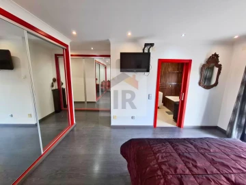 Moradia T3 para Venda em Nossa Senhora do Pópulo, Coto e São Gregório