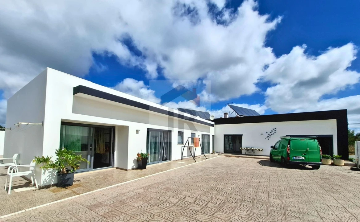 Moradia T3 para Venda em Nossa Senhora do Pópulo, Coto e São Gregório Foto 2