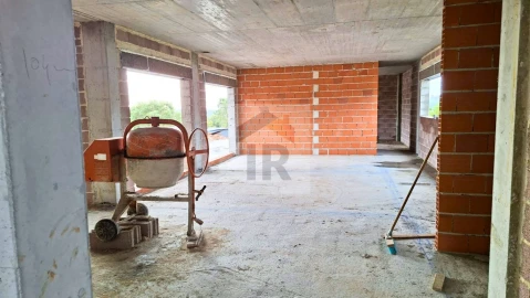 Moradia T3 para Venda em Salir de Matos