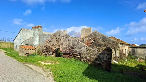 Moradia T4 para Venda em Caldas da Rainha - Santo Onofre e Serra do Bouro