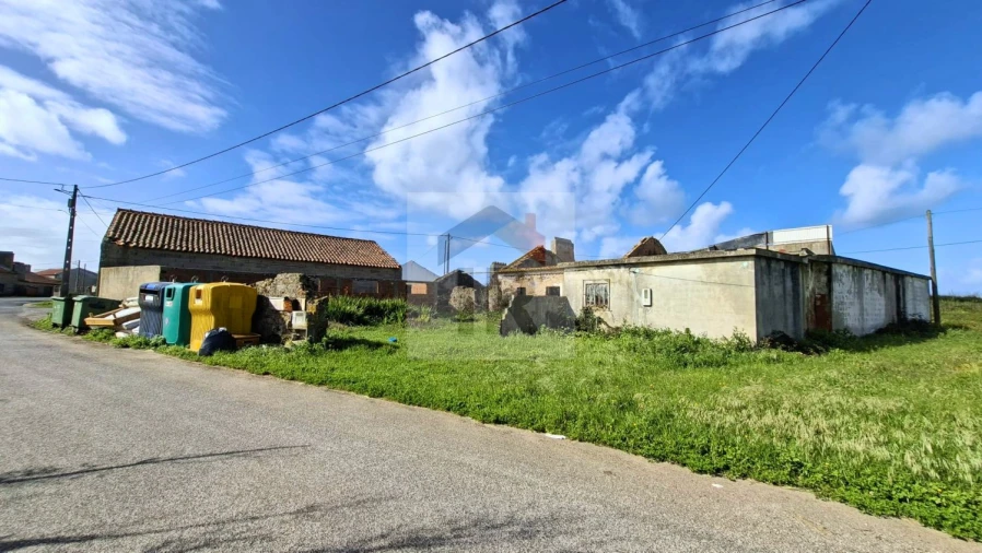 Moradia T4 para Venda em Caldas da Rainha - Santo Onofre e Serra do Bouro Foto 10
