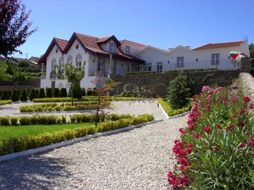 Quinta T10 para Venda em Ervedosa do Douro