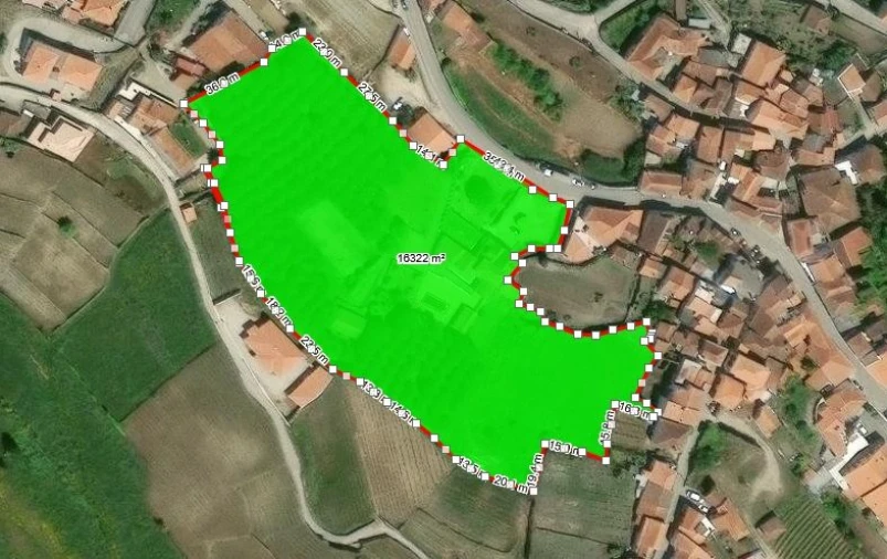 Quinta T10 para Venda em Ervedosa do Douro Planta 1