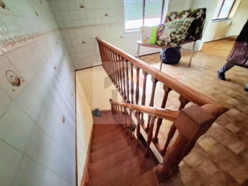 Moradia T6 para Venda em Salir de Matos