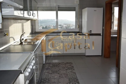 Apartamento T4 para Venda em Mateus