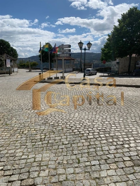 Moradia T4 para Venda em Vilar de Maçada