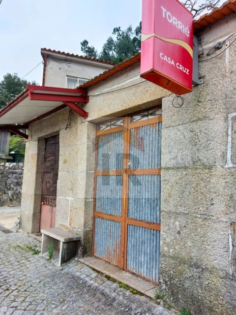 Moradia T1 para Venda em Valadares