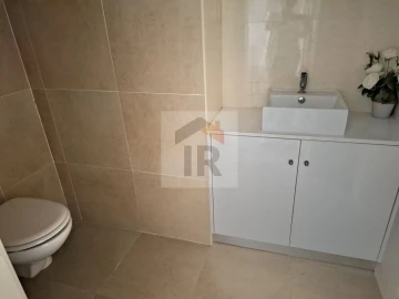 Loja para Arrendamento em Caldas da Rainha - Santo Onofre e Serra do Bouro