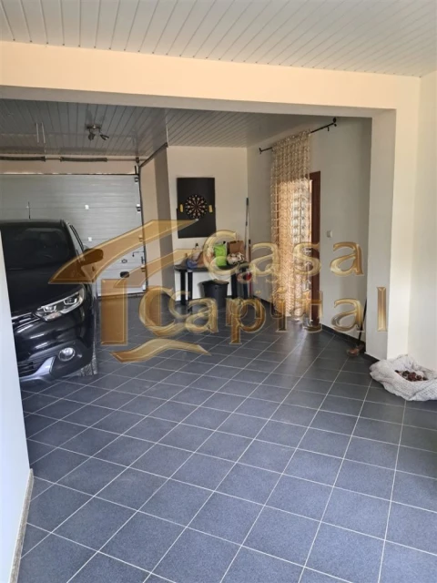 Moradia T3 para Venda em Abaças