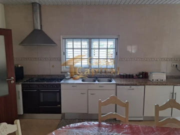 Moradia T3 para Venda em Abaças