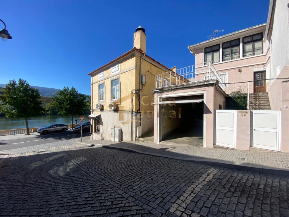 Moradia T8 para Venda em Peso da Régua e Godim Foto 2
