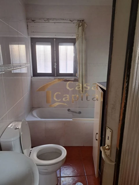 Moradia T8 para Venda em Peso da Régua e Godim