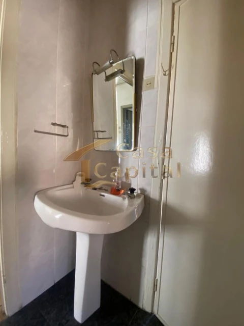 Moradia T8 para Venda em Peso da Régua e Godim