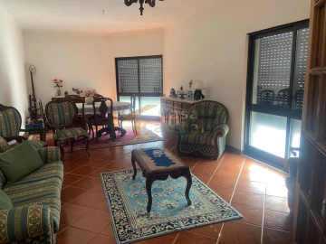 Moradia T4 para Venda em Alijo