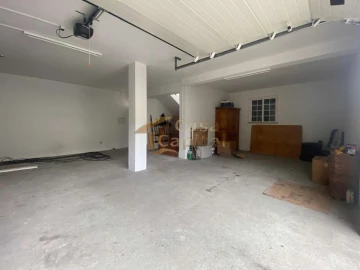 Moradia T3 para Venda em Mouçós e Lamares