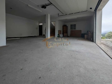 Moradia T3 para Venda em Mouçós e Lamares