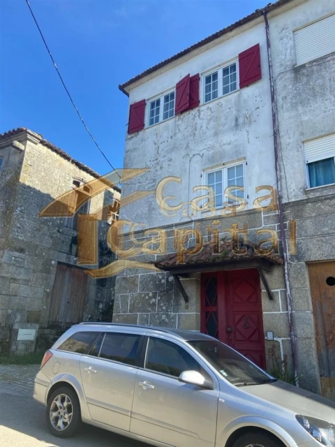 Moradia T2 para Venda em Folhadela