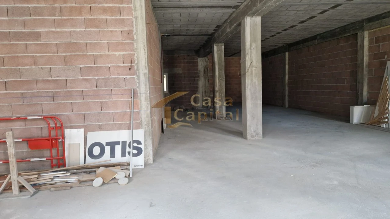 Loja para Venda em Nossa Senhora da Conceição, São Pedro e São Dinis Foto 6