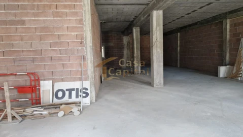 Loja para Venda em Nossa Senhora da Conceição, São Pedro e São Dinis