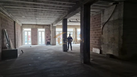 Loja para Venda em Nossa Senhora da Conceição, São Pedro e São Dinis