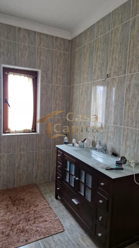 Quinta T5 para Venda em Folhadela