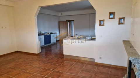 Quinta T5 para Venda em Folhadela