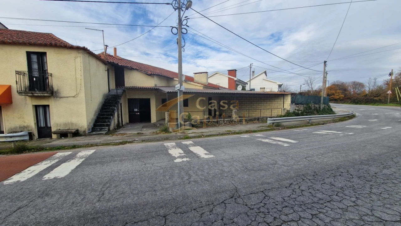 Loja para Venda em Adoufe e Vilarinho de Samardã Foto 1