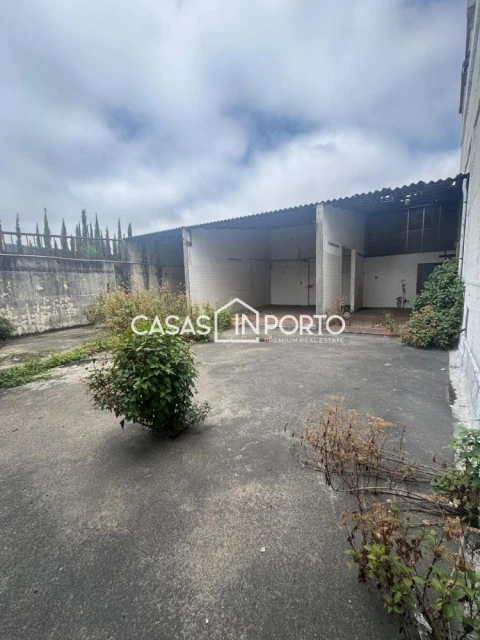 Loja para Arrendamento em Ramalde