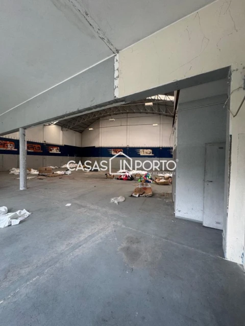 Loja para Arrendamento em Ramalde